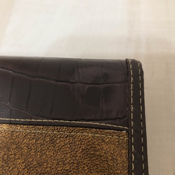 🌼 3/ $18 🌼 Vinyl Wallett Mixed Leopard Print - Picture 2 of 7